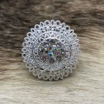 حلقه روسری نگین دار سفید